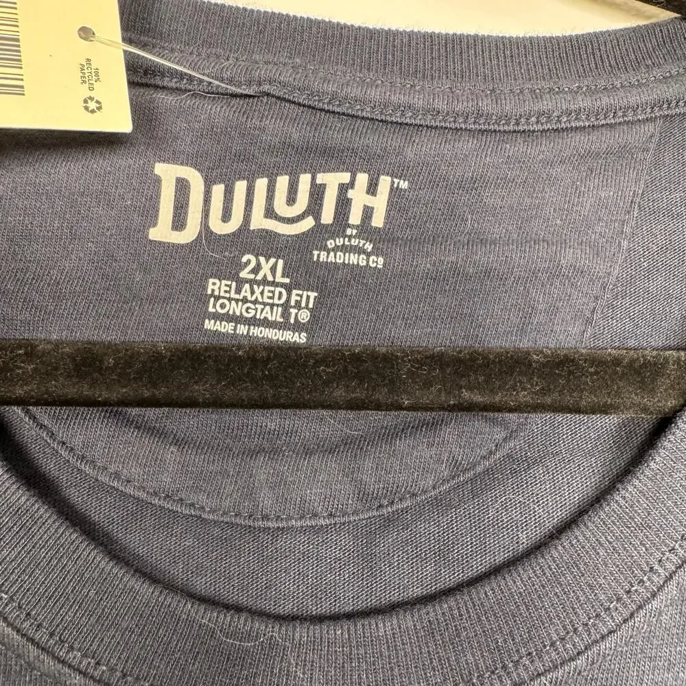 Duluth Tee - Navy Blue - Relaxed Fit Longtail T - Picture 4 of 5